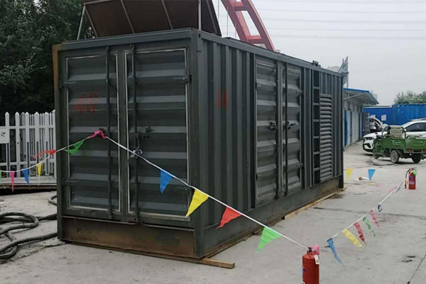 长宁发电机租赁空气滤清器多久更换一次？